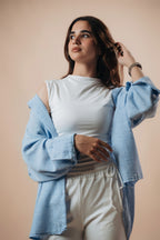 HIGH NECK SLEEVELESS